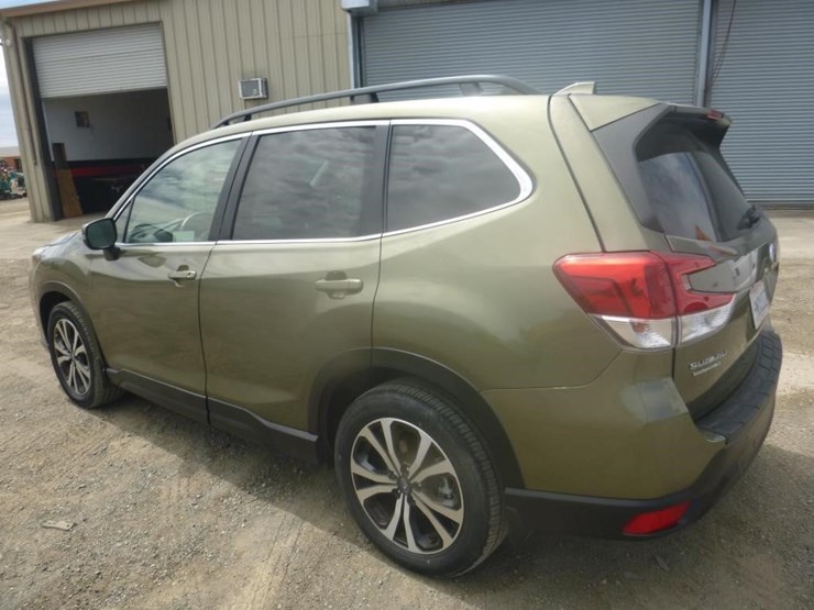 2023-subaru-forester-image-4