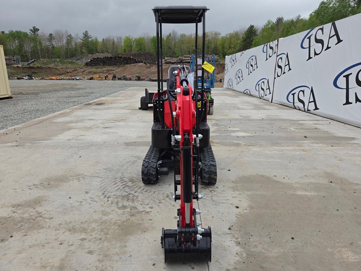 #5015-•-unused-future-ft13-mini-excavator-image-8