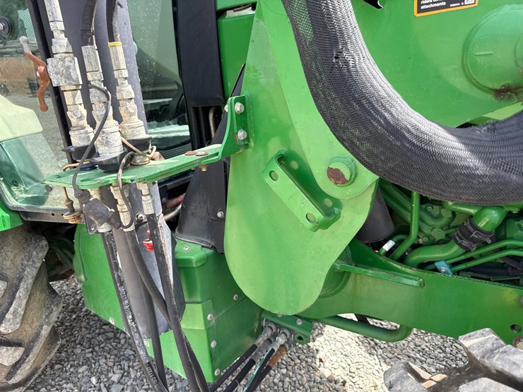 john-deere-5090e-image-17
