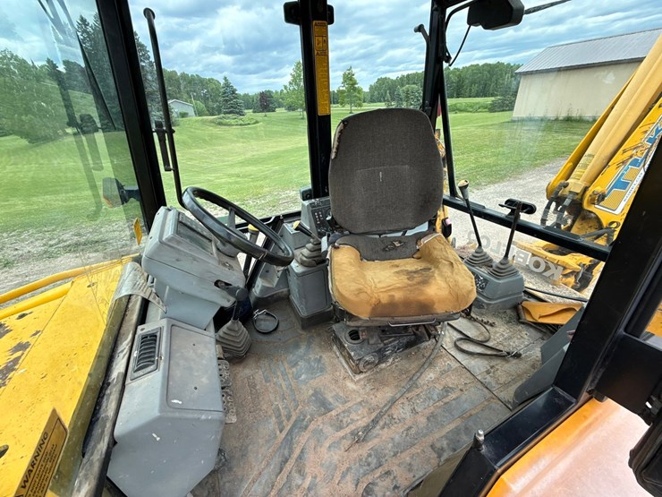 #1184-•-1997-kobelco-750-4x4-loader-backhoe-image-92