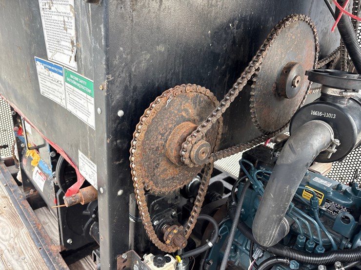 #5061-•-model-1406-insulation-blower-image-8