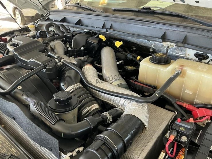 2014-ford-f550-image-12