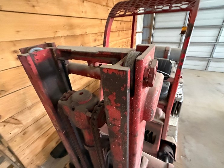 #1772-•-clark-forklift-image-14