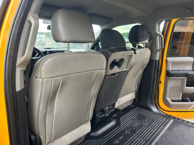 2019-ford-f550-image-28