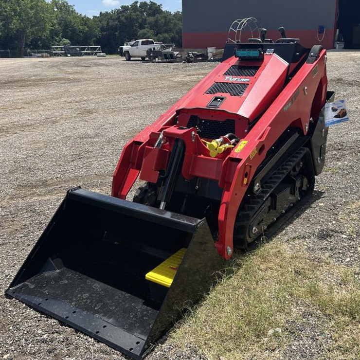 #52 • Mini Skid Steer Loader - FT-V1000 - Diesel