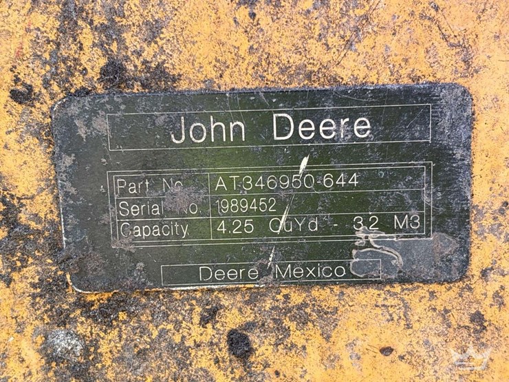 2014-deere-644k-image-10