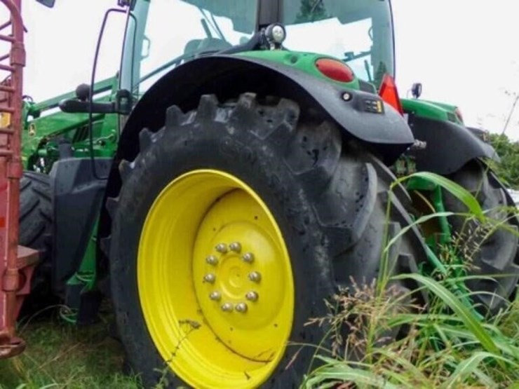 2012-john-deere-6210r-image-10