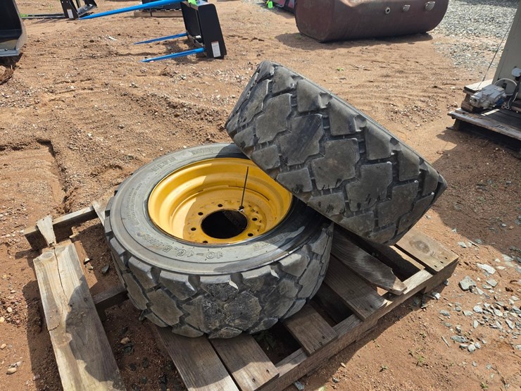 #6020-•-(2)-10-16.5-tires-w/rims-image-4
