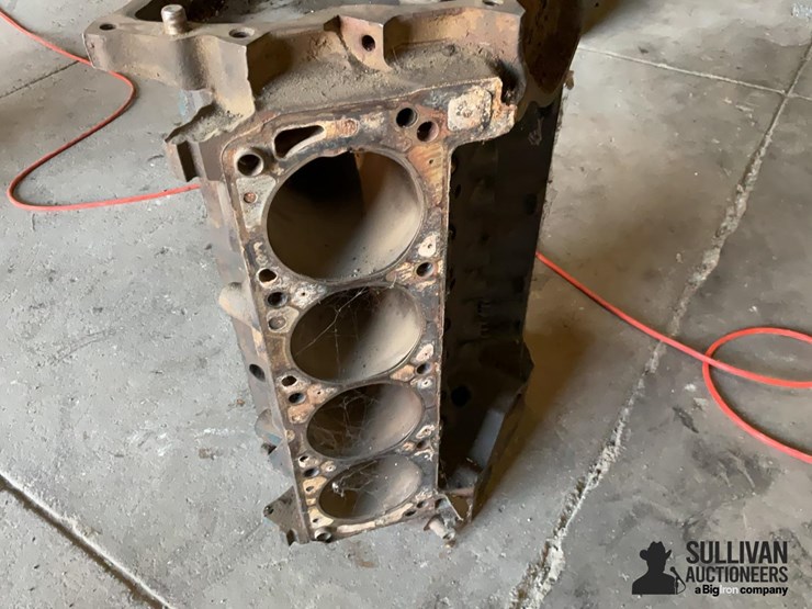 1972-ford-351-cleveland-2-bolt-standard-bore-main-block-image-11