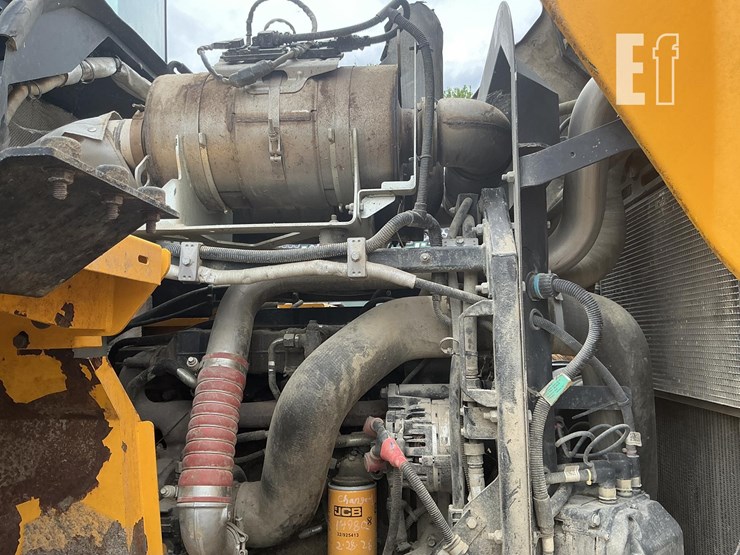 2018-jcb-427-image-17