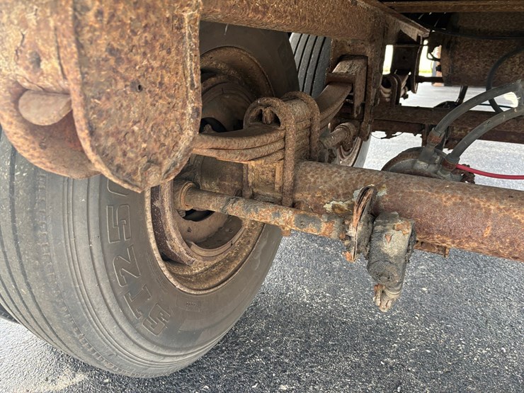 #2188-•-2002-hyundai-48'-dry-van-image-47