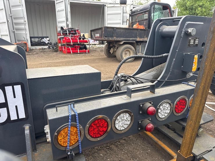 new-promech-co-12v-fifth-wheel-wrecker-attachment-model-fw80-image-4