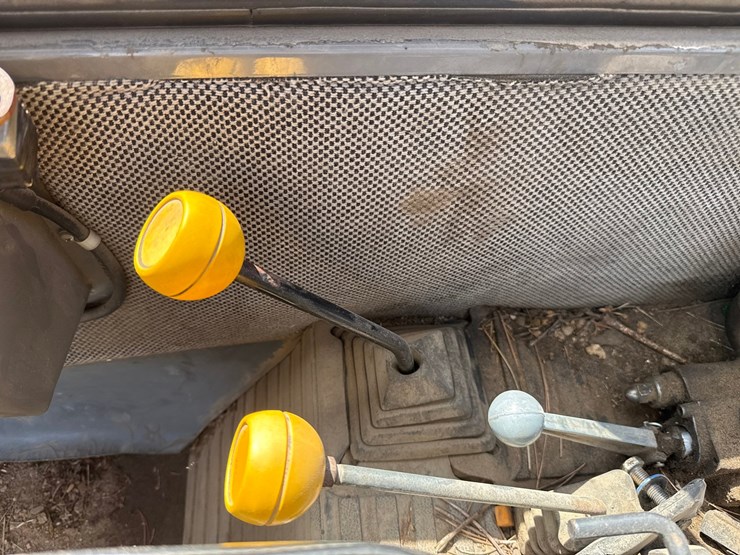 jcb-712-image-53