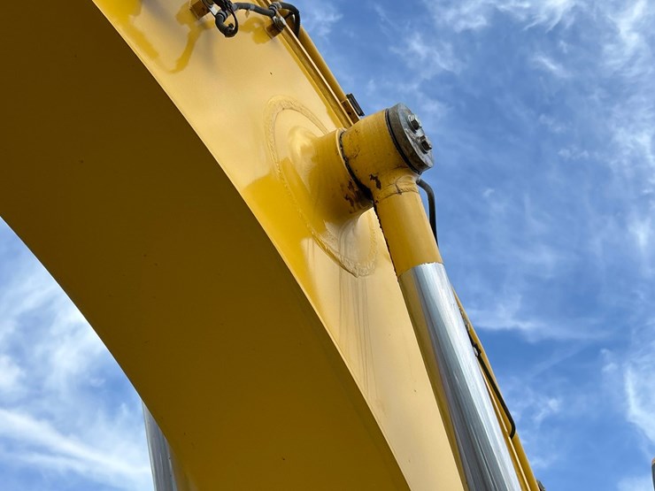 komatsu-pc130-11-image-27