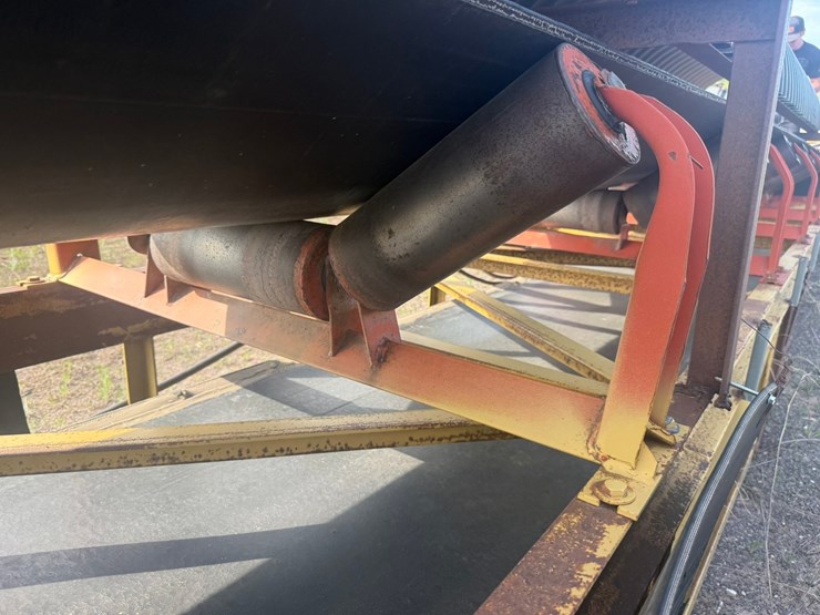 #1321-•-32"x70'-land-conveyer-image-50
