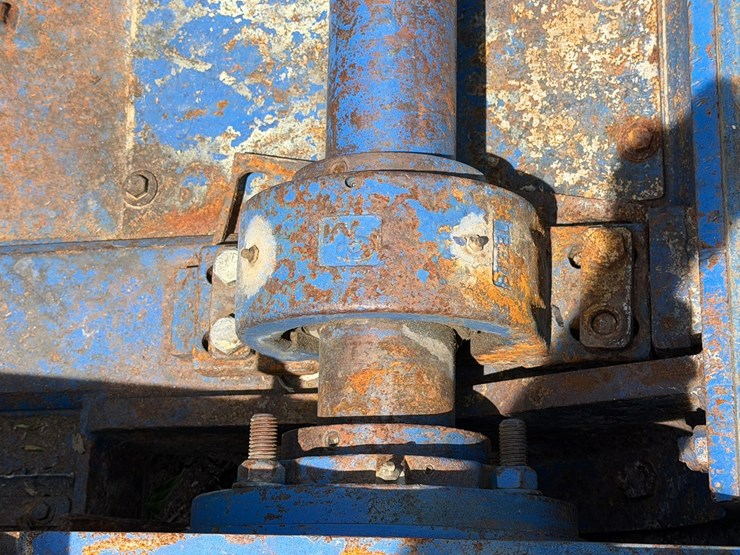 caterpillar-c27-image-105