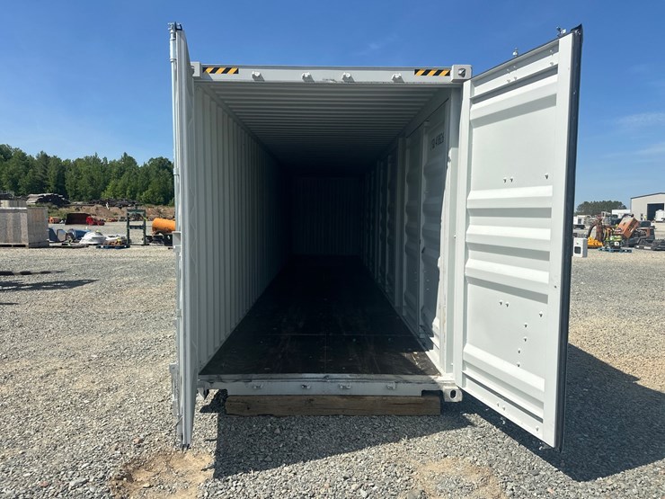 #5033-•-40'-(5)-door-shipping-container-image-9