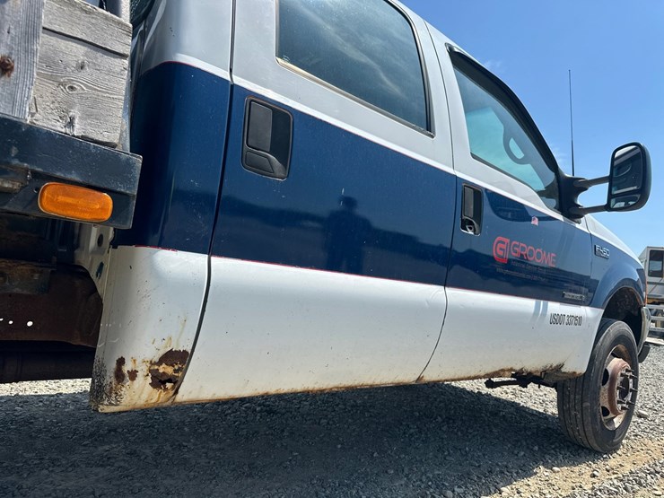 2001-ford-f450-image-14