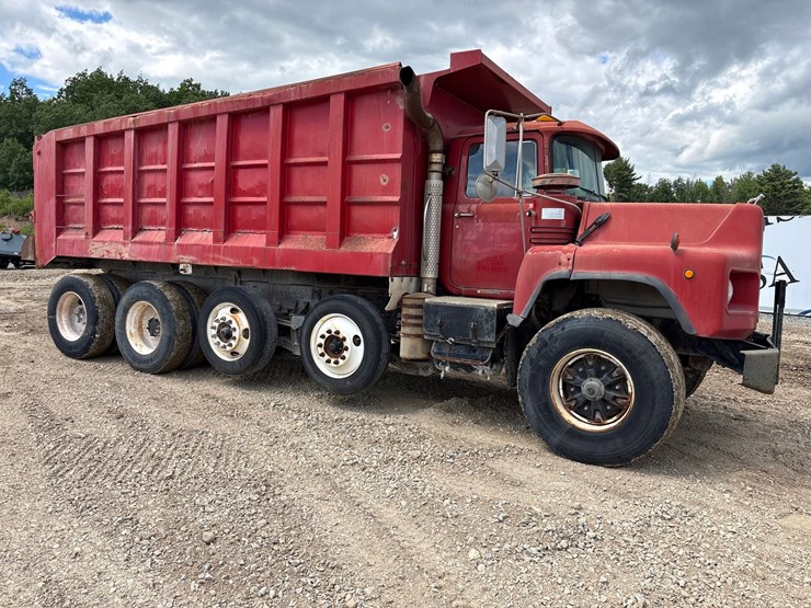 mack-dm688s-image-7