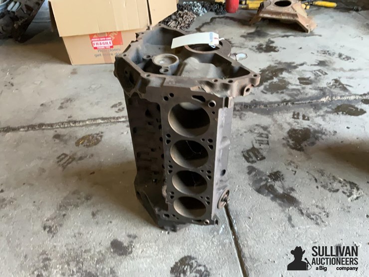 1972-ford-cleveland-cobra-jet-351-4-bolt-main-block-image-5