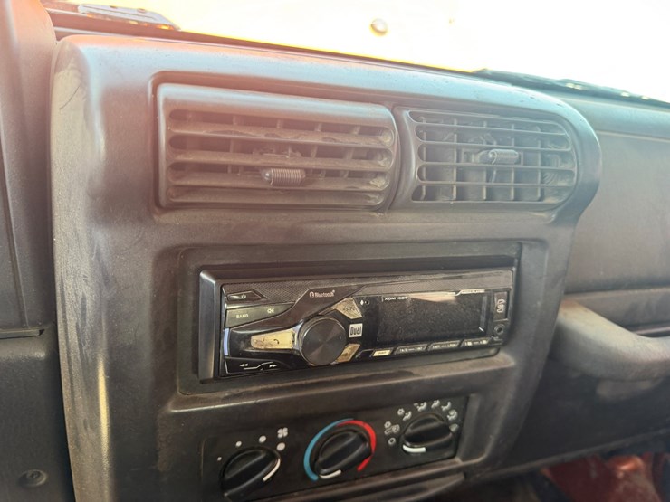 2001-jeep-wrangler-image-61