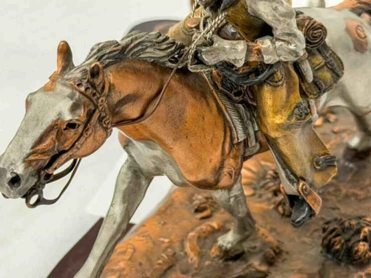 legends-sculpture-image-10