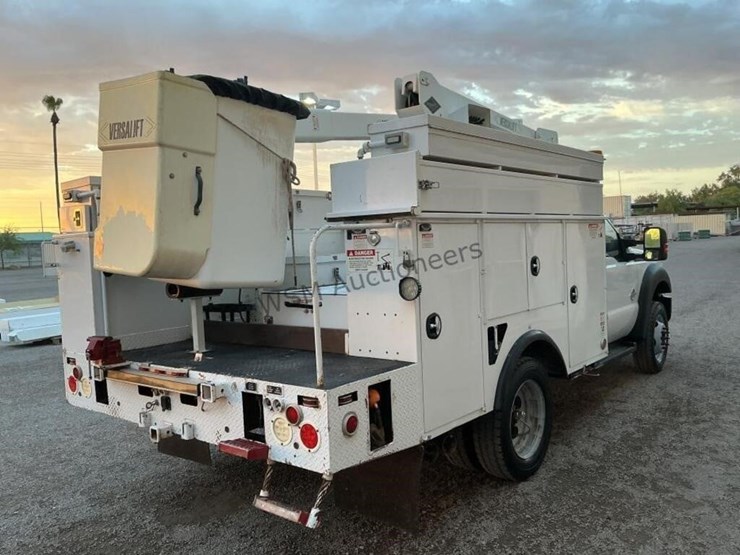 2016-ford-f550-image-7
