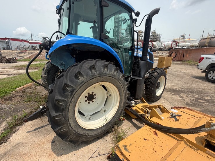 #27-•-2019-new-holland-tractor-image-12