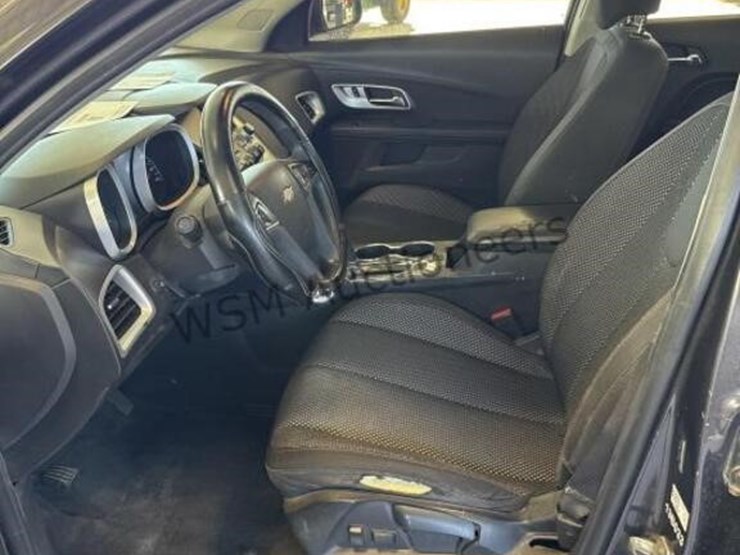 2016-chevrolet-equinox-ls-image-22
