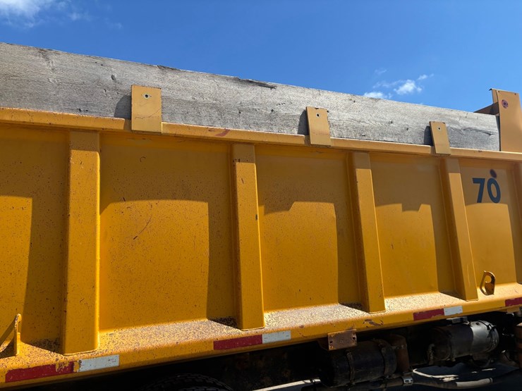 #2174-•-1984-mack-dm660-tandem-axle-dump-truck-image-62