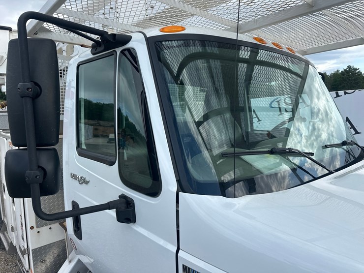 2013-international-durastar-4300-image-11