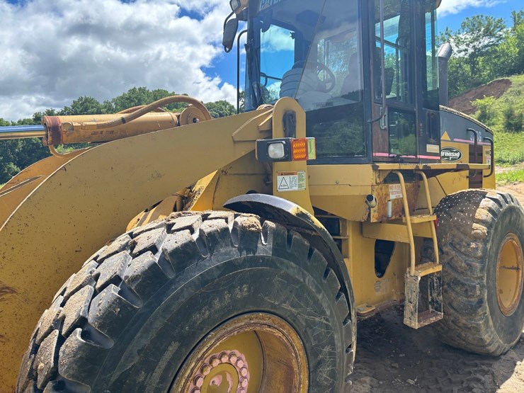 caterpillar-928g-image-7
