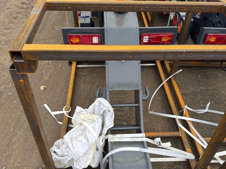 new-promech-co-12v-fifth-wheel-wrecker-attachment-model-fw80-image-2