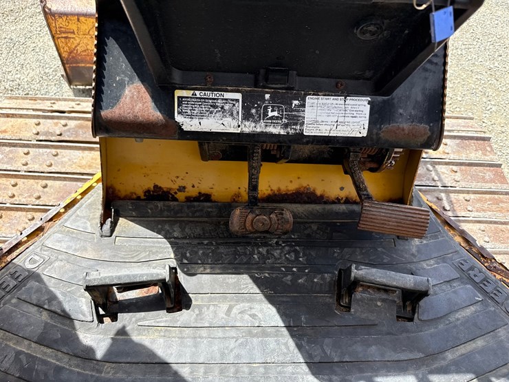 deere-550h-image-49