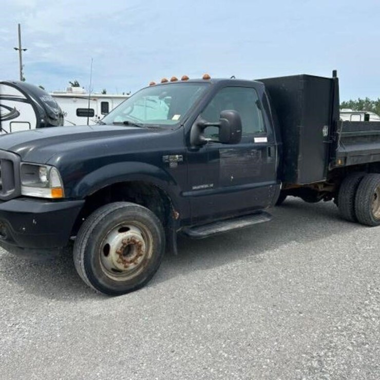 2002 FORD F550