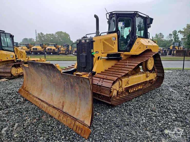 2022-caterpillar-d5-lgp-image-1