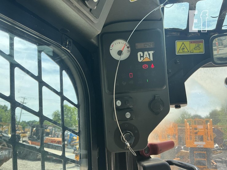 2008-caterpillar-246c-image-15