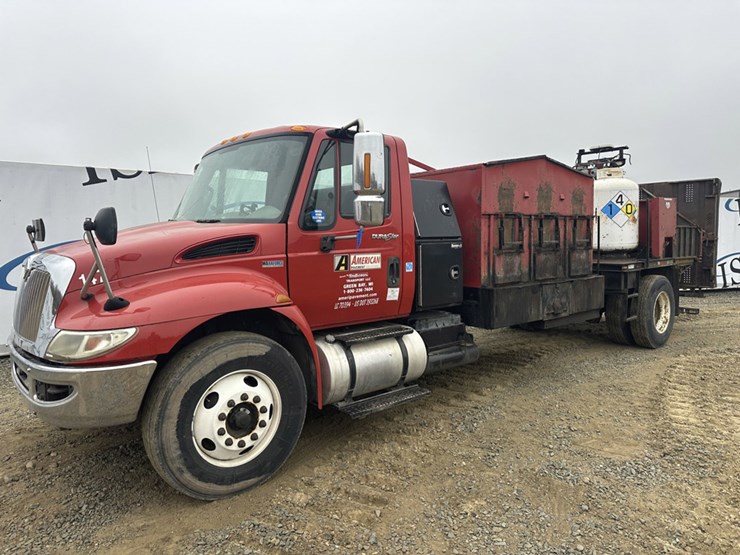 2013-international-durastar-4300-image-1