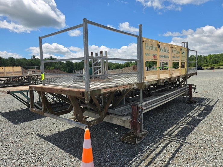 #5045-•-hydro-mobile-hm2-mast-climbing-work-platform-scaffold-image-9