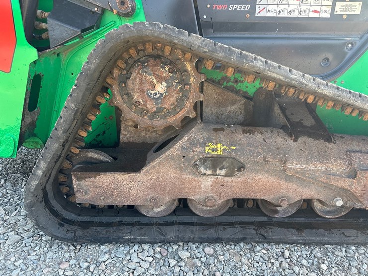 2021-bobcat-t76-image-65
