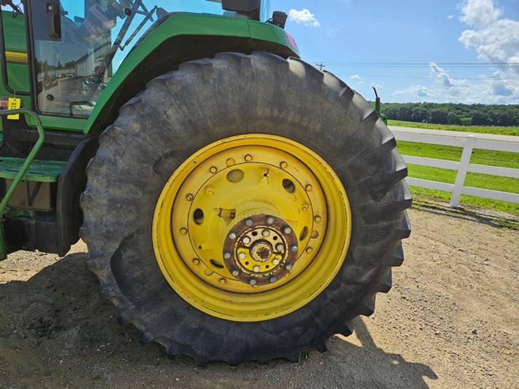 john-deere-8300-image-46