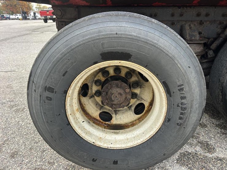 #1451-•-2013-international-workstar-tri-axle-dump-truck-image-69