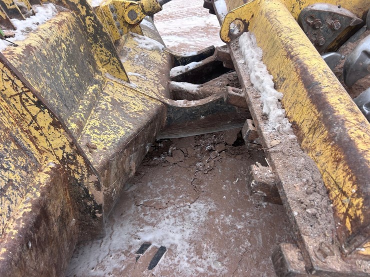 #1459-•-2012-bomag-bc572-compactor-image-17