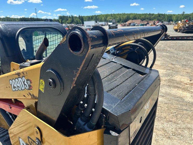 caterpillar-299d3-xe-image-21