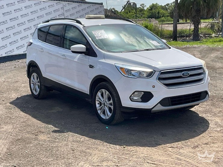 2018-ford-escape-image-2