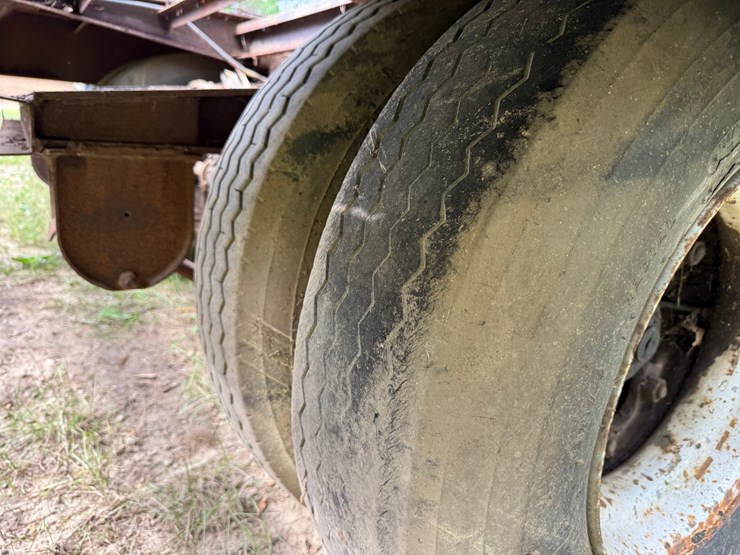 #1771-•-1989-trail-eze-24'-equipment-trailer-image-24