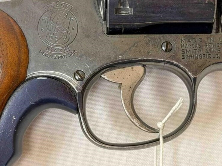 smith-&-wesson-revolver-image-14
