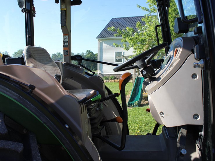 2018-john-deere-5100gn-image-17