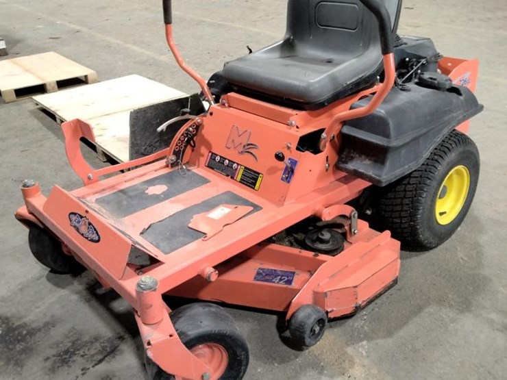 #8-•-bad-boy-mower-726cc-pro-series-image-1