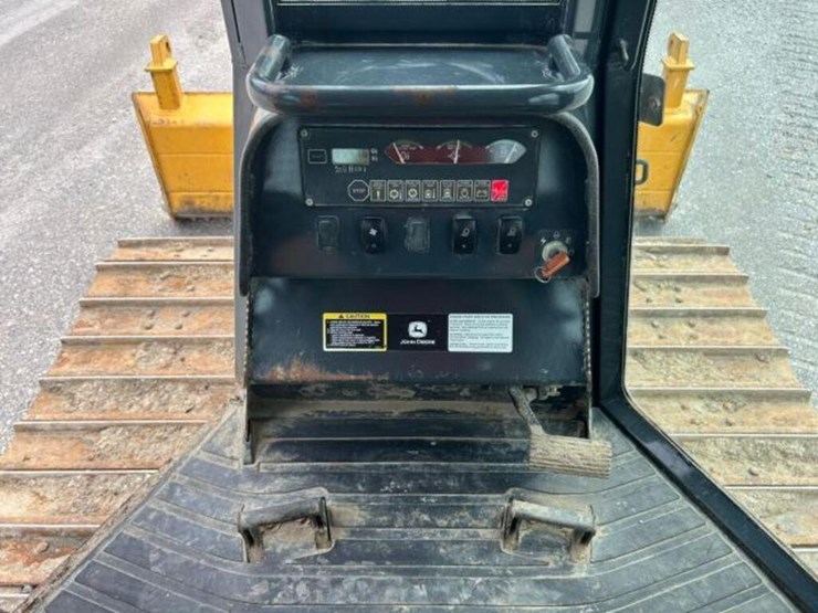 2007-deere-450j-lgp-image-12